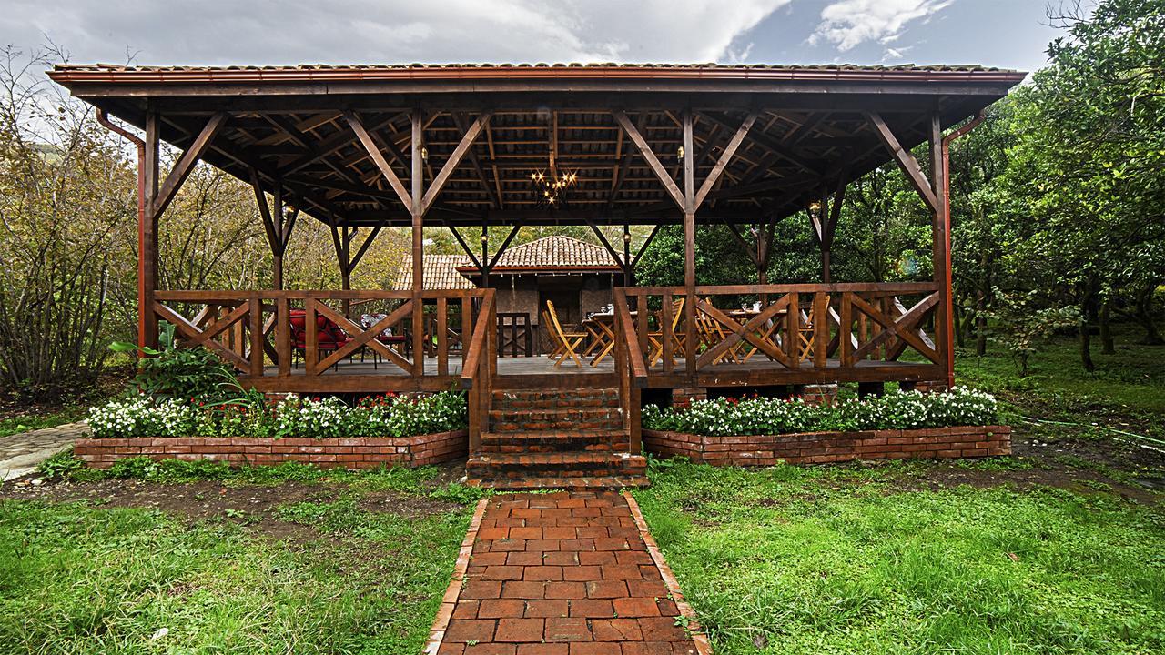 Orange Hotel Gonio Exterior foto